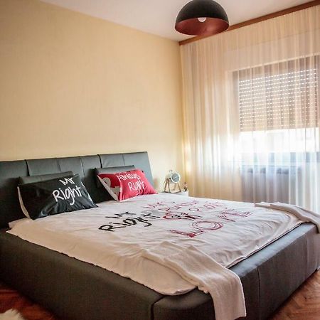 Apartmani La Sa Osijek Ngoại thất bức ảnh